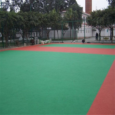 塑膠跑道 從新國標到硅PU，恒躍文體的專業施工解析